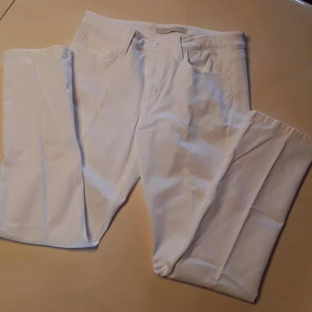 Joe's white jeans